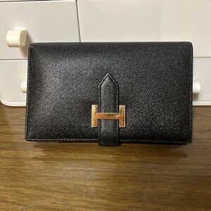 Hermès Bearn Compact wallet in black Epsom leather with gold hardware vintage